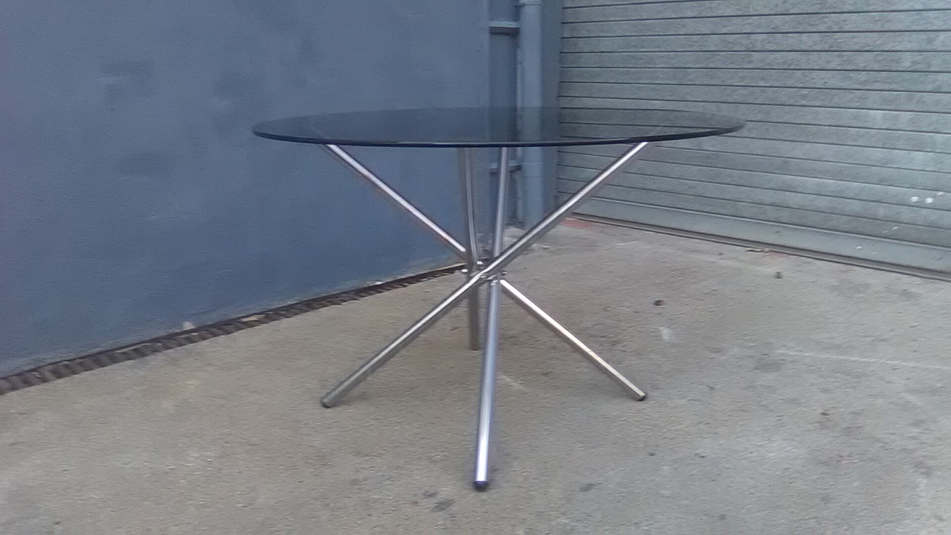 Vintage chrome foot round table