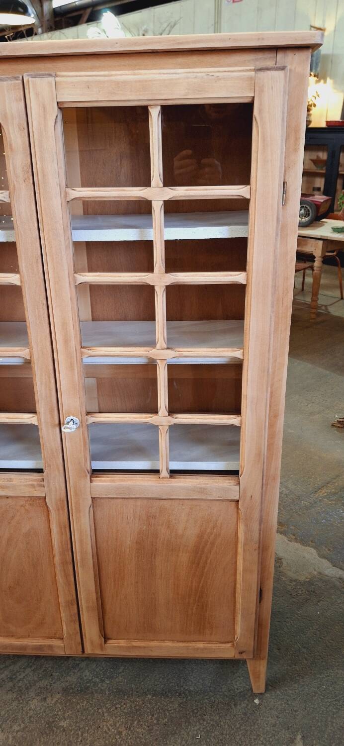 Old display case