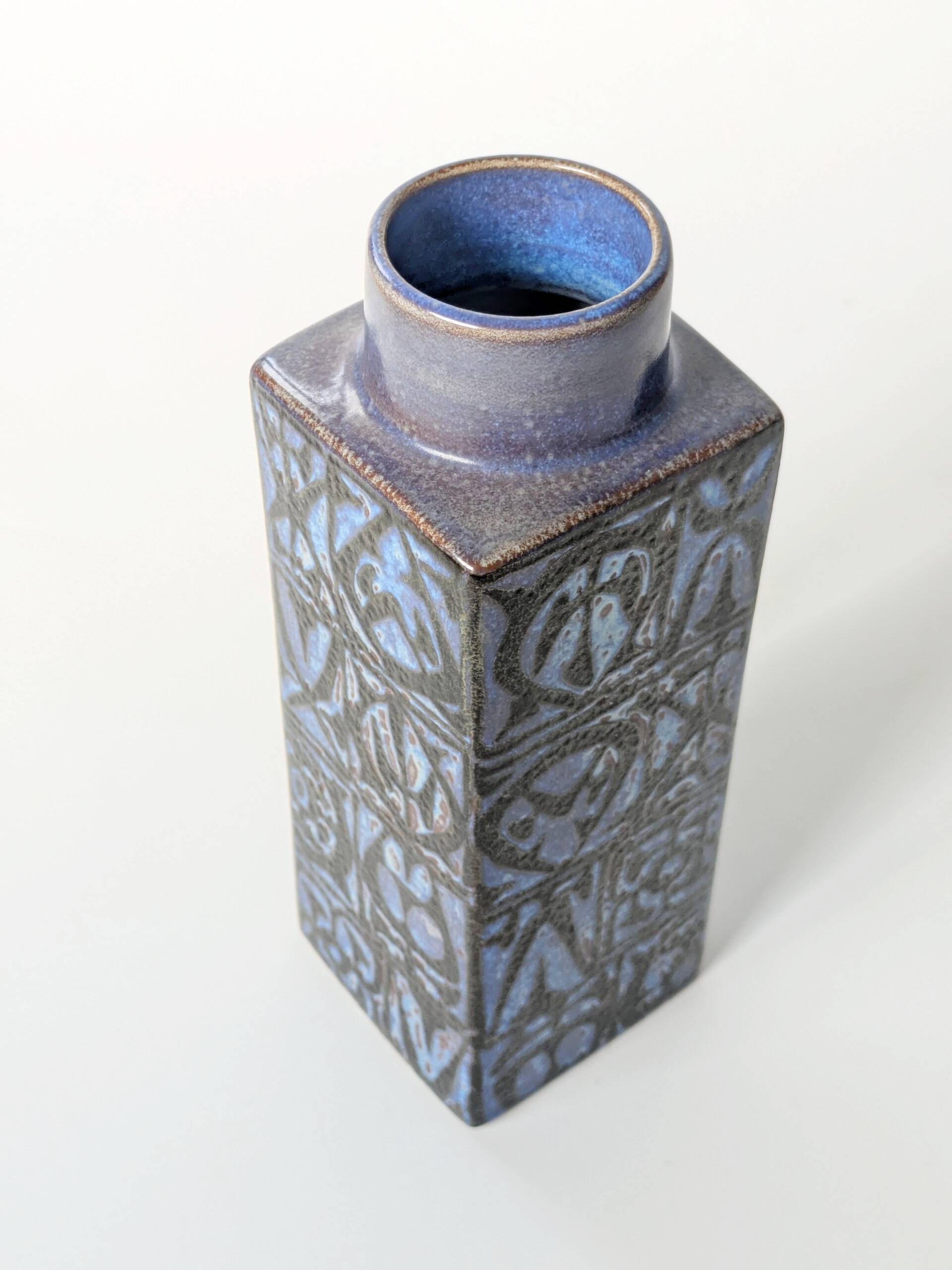 Royal Copenhagen BACA vase by Nils Thorsson, Danish ceramics, 1970s