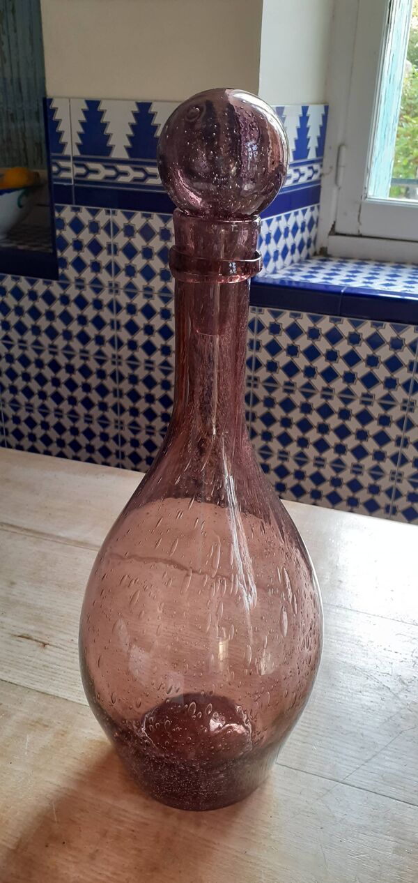 Bouteille verre Biot ventrue ancienne