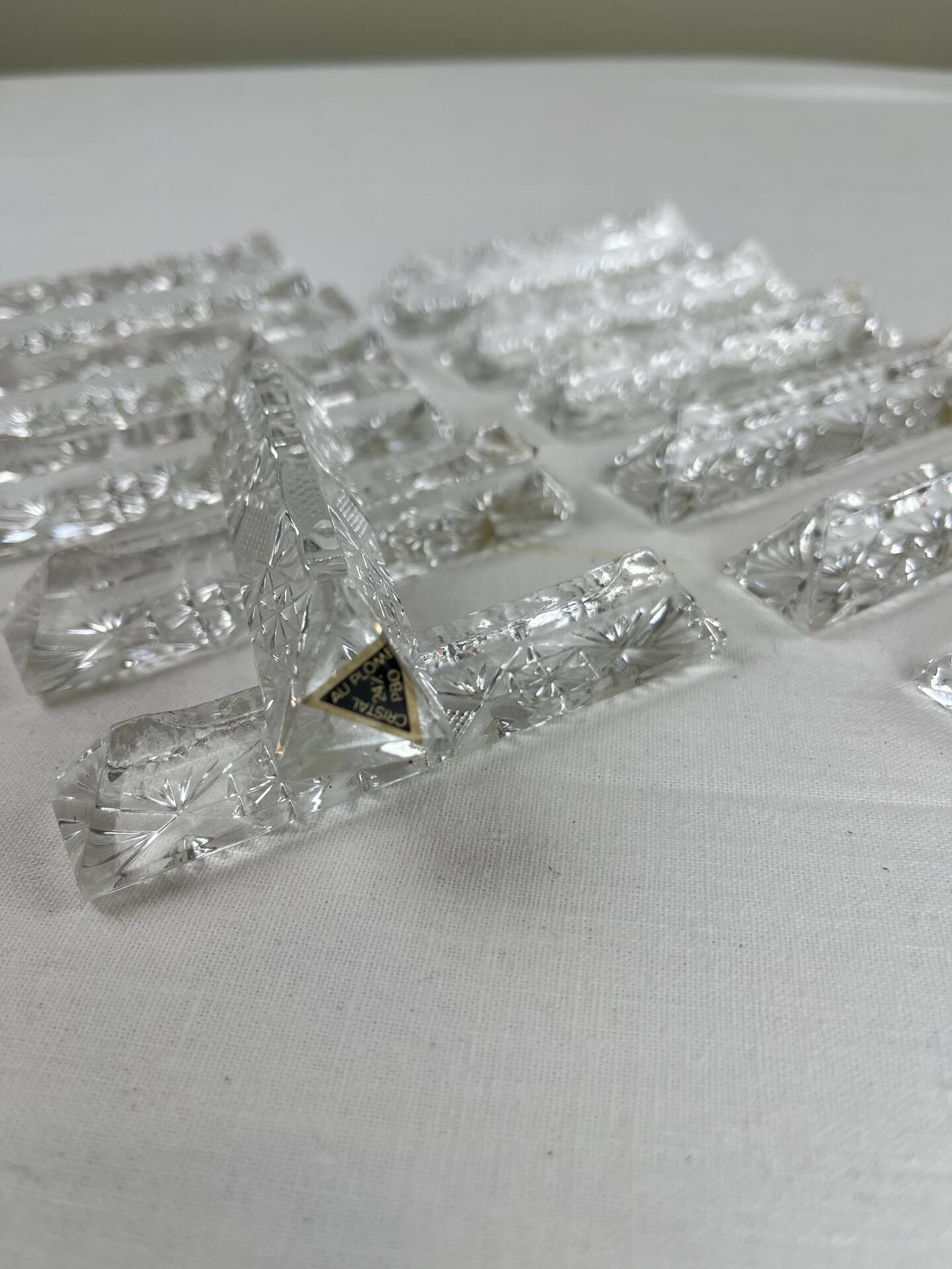12 Crystal knife holders