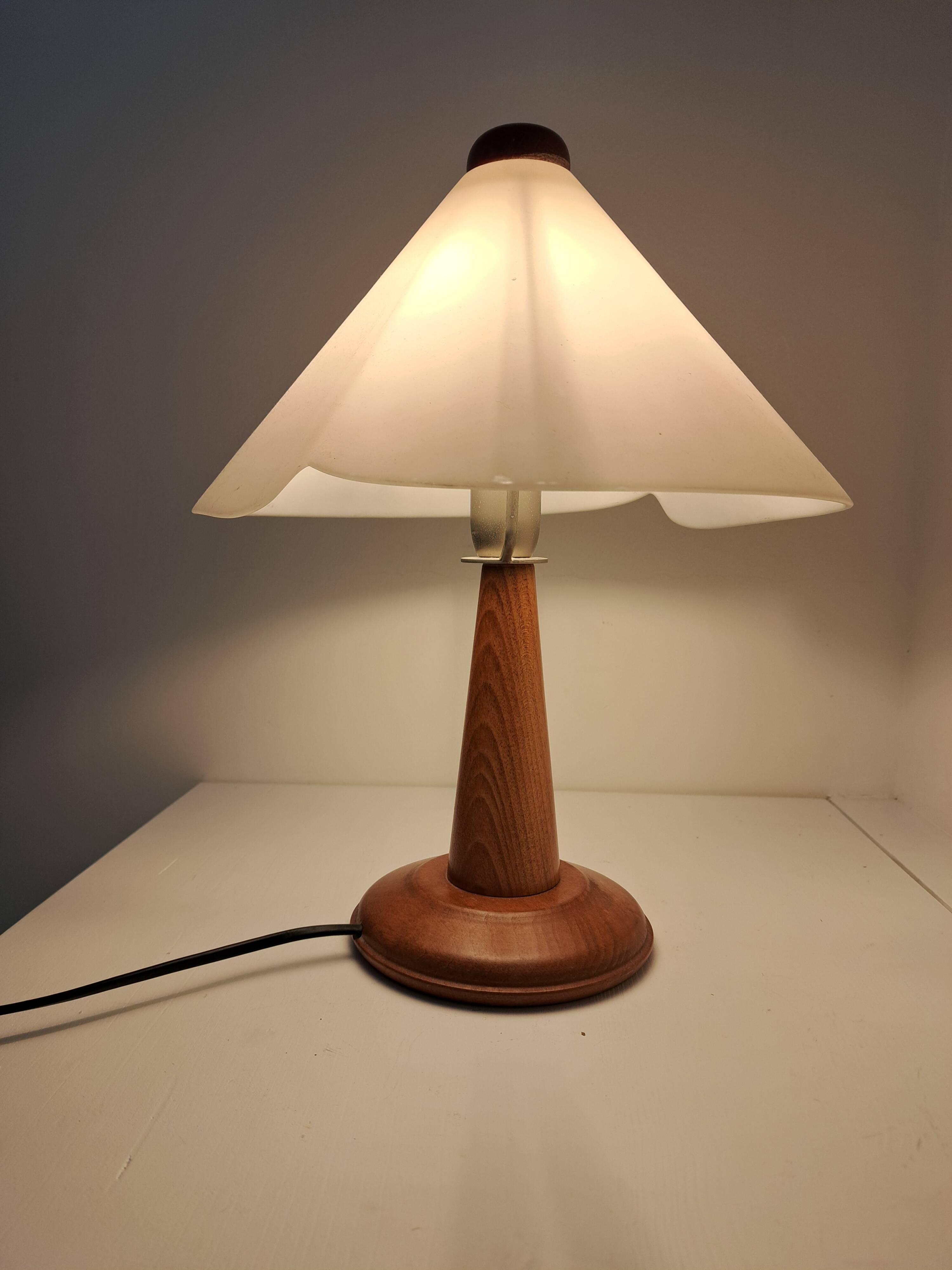 Vintage hem glass lampshade bedside lamp