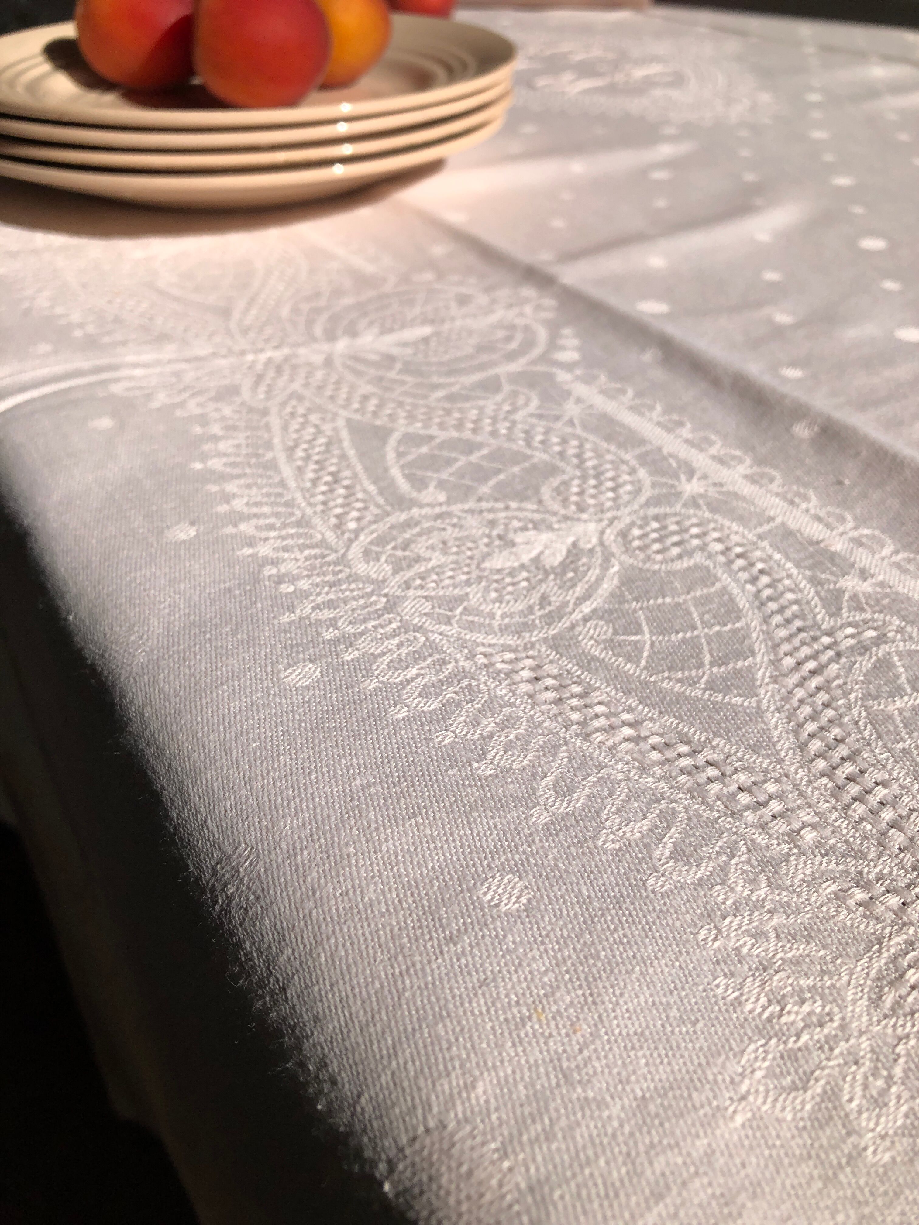 Nappe ancienne en damassée coton teintée en rose thé