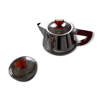 Teapot and sugarpot