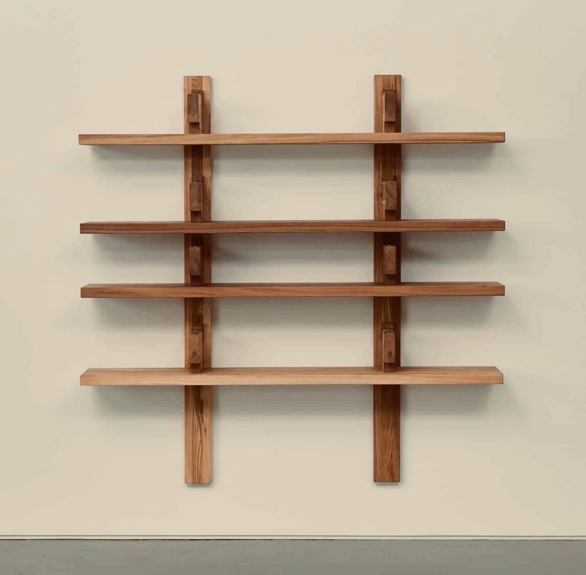 Shelf b17 Pierre Chapo