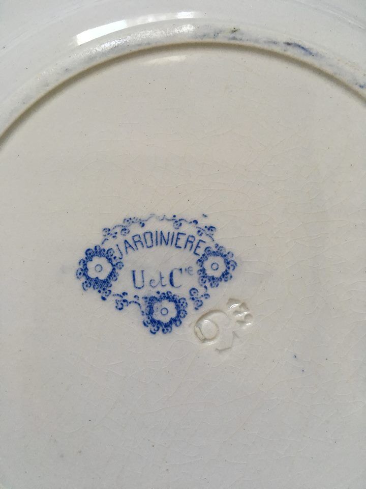 Composition of eight blue plates