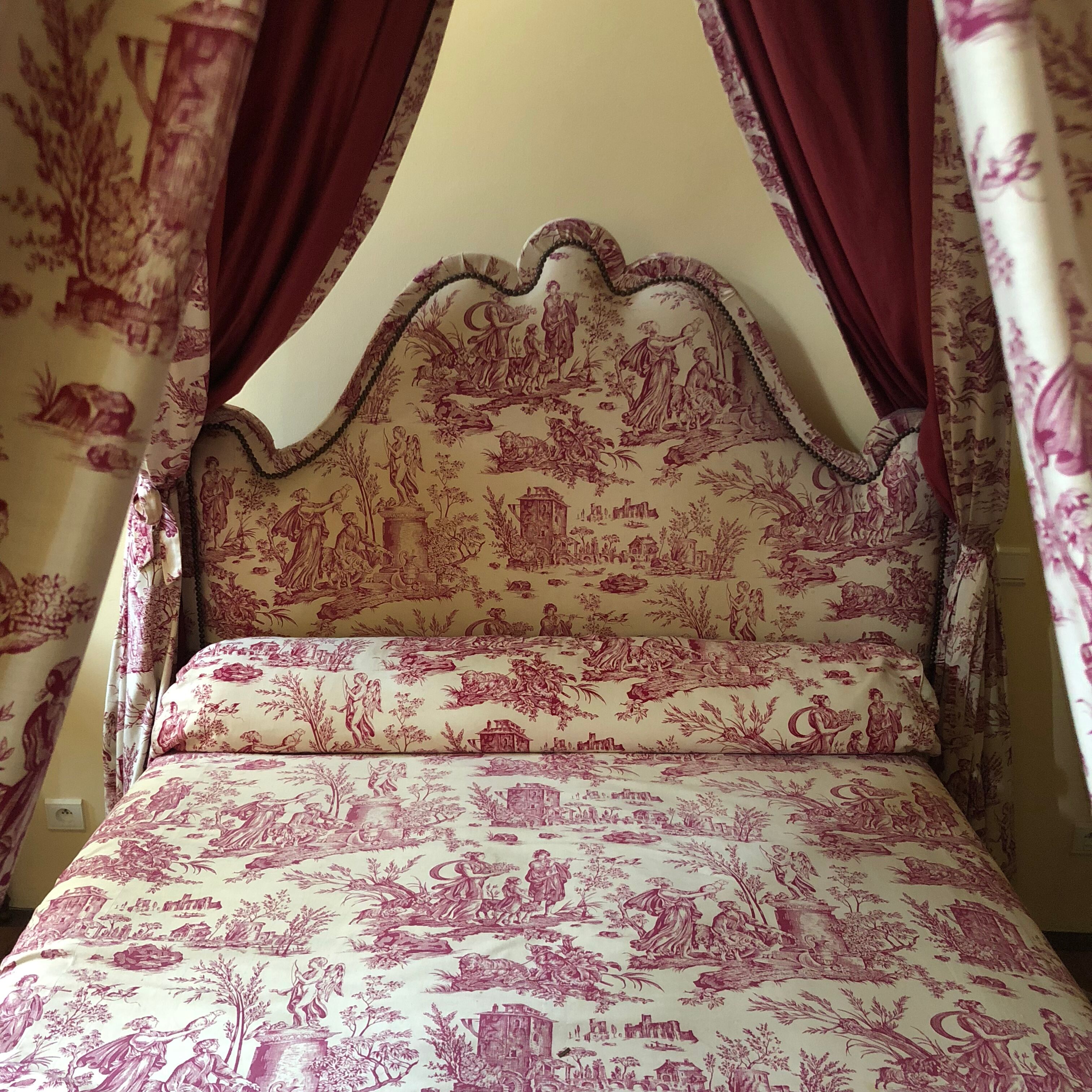 Bed in Polish canopy canvas of Jouy Louis XVI style