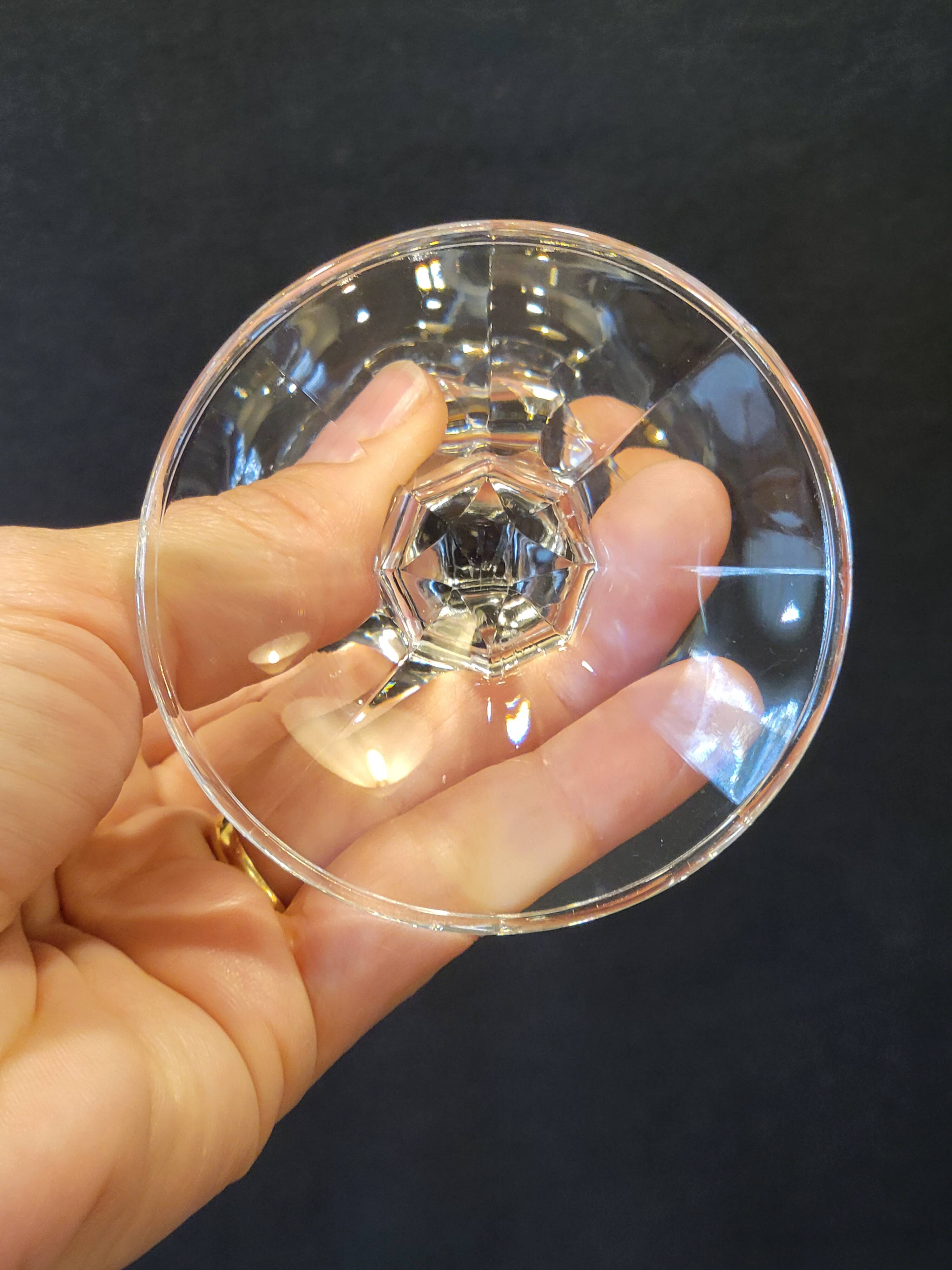 8 champagne flutes in flat cut crystal