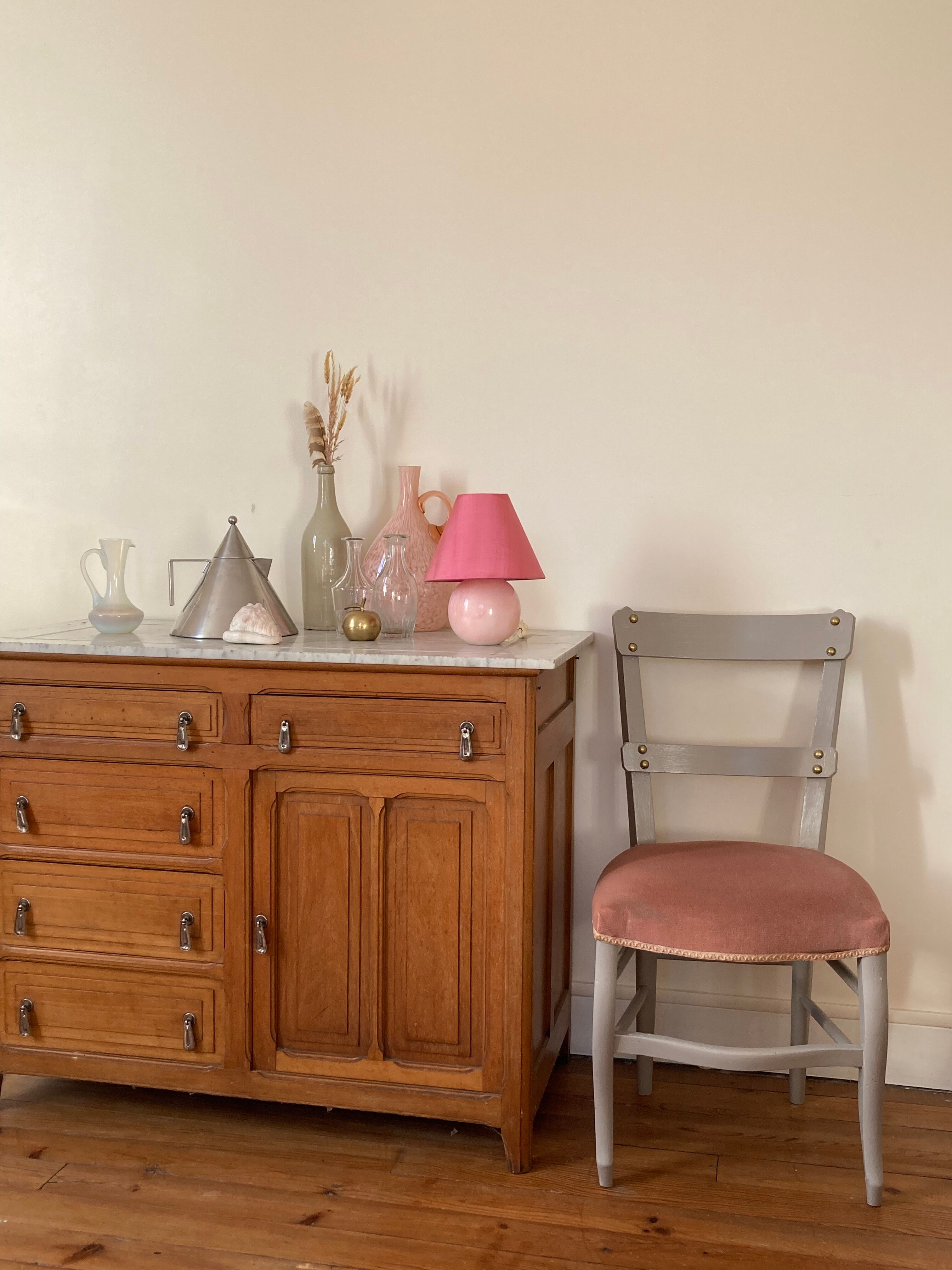 Marble style rose quartz bedside lamp