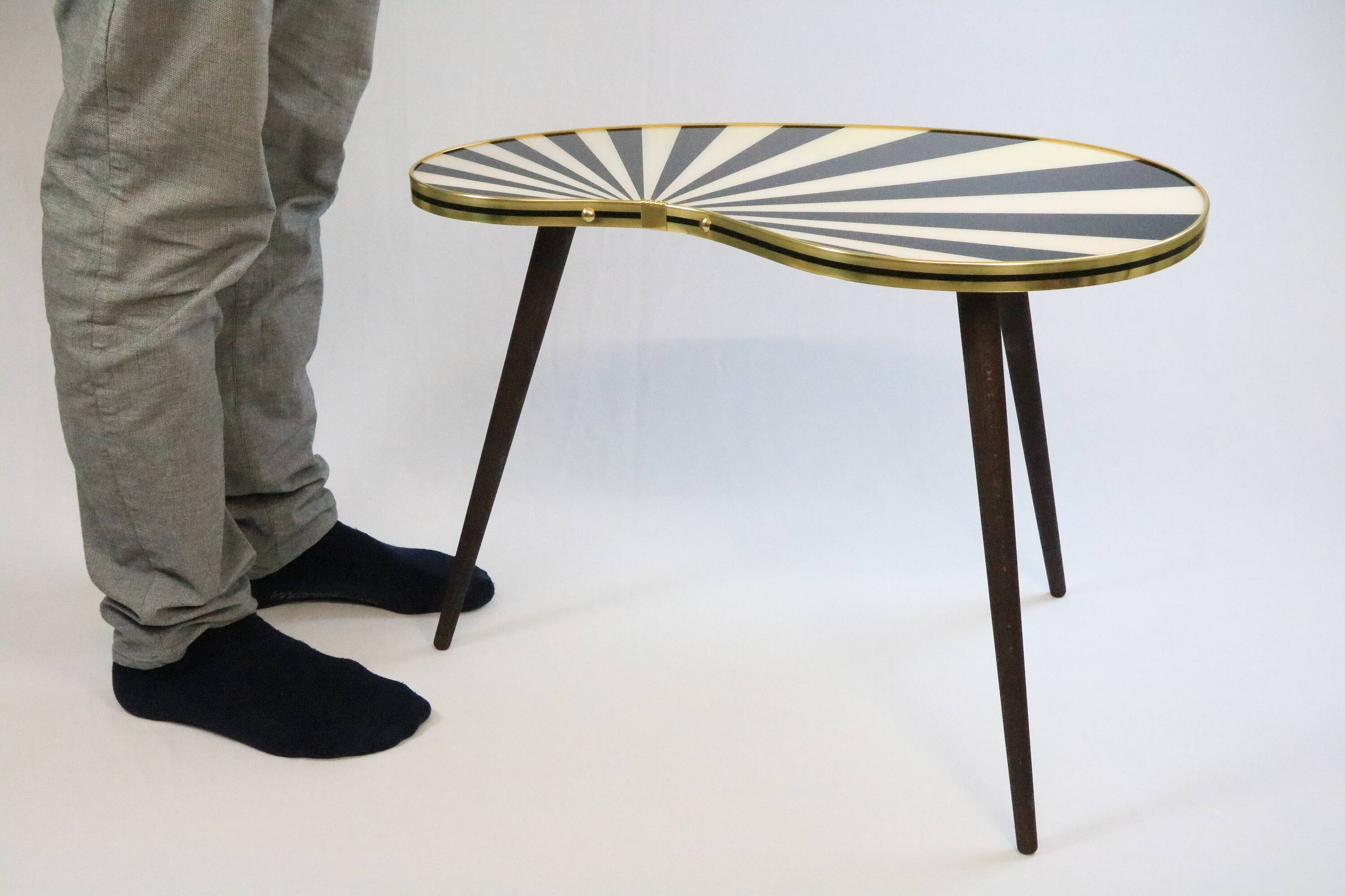 4 x side table retro, kidney shaped L, triangular high, black/white