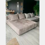 Lawrence composition sofa in two separable modules. Minotti sign LYON