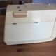 Machine à coudre Singer Starlet 354 année 1975