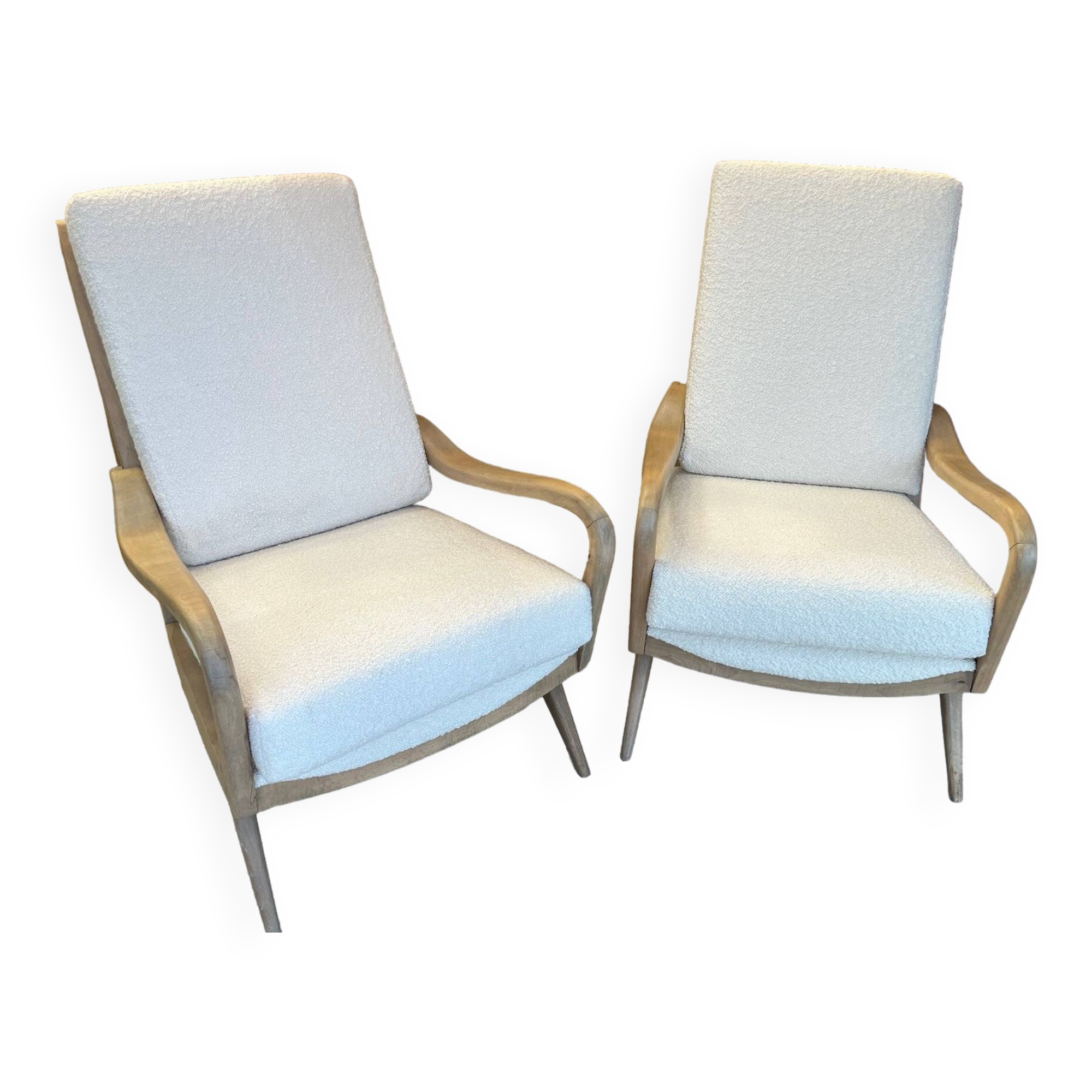 PAIR OF VINTAGE ARMCHAIRS