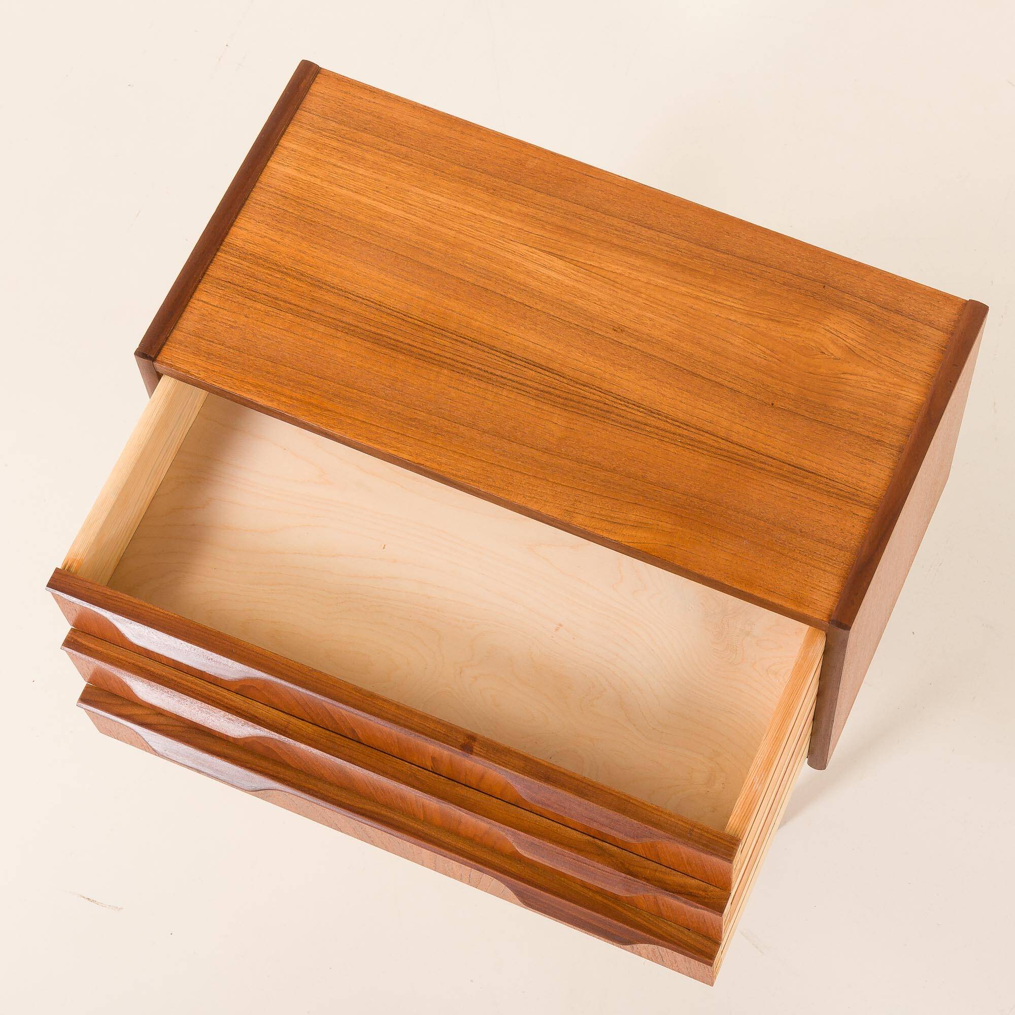 Small Danish teak chest of drawers, 1960s