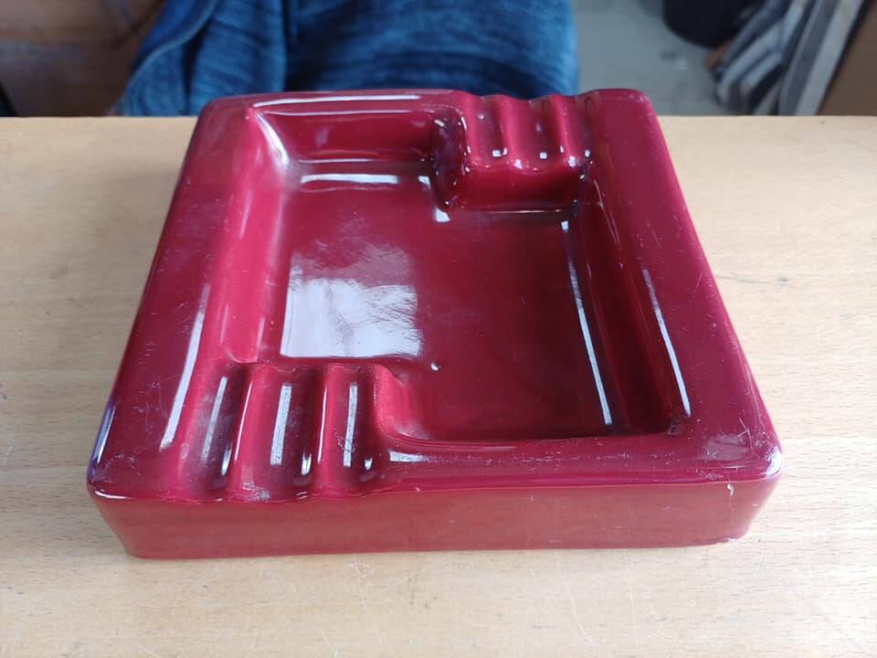 Rusted earthenware ashtray before 1968