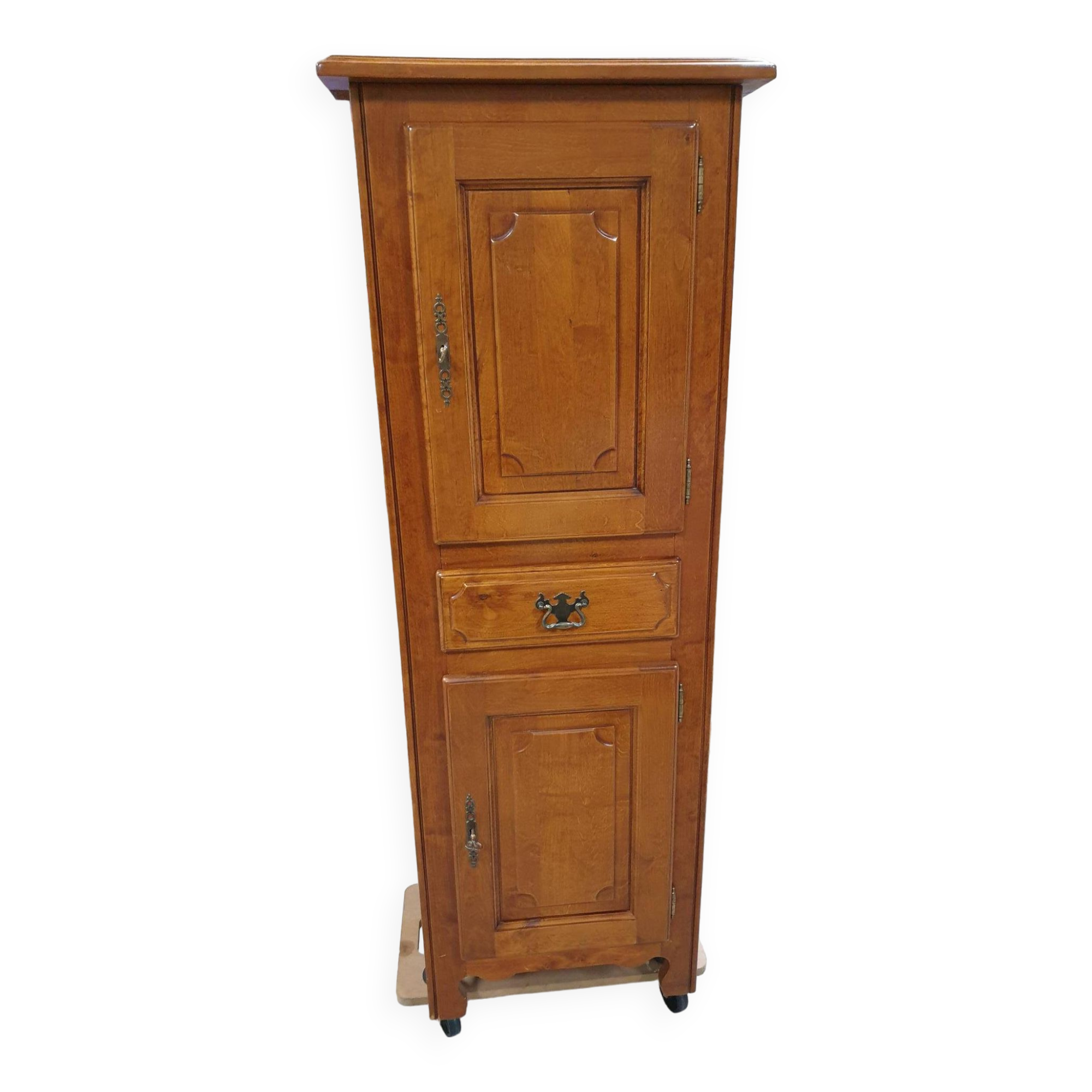 STANDING HOME IN CHERRY