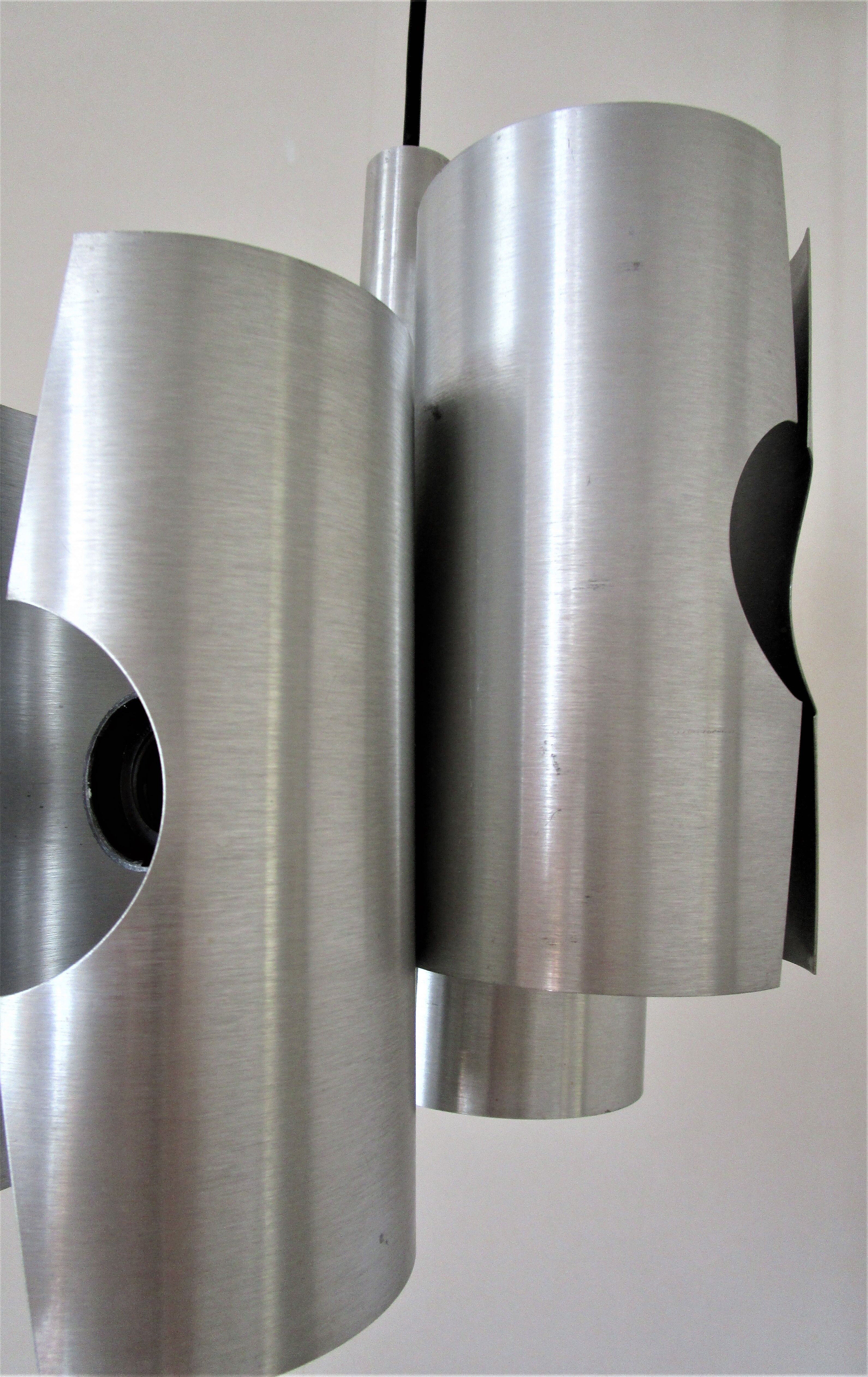 Lustre space age brushed aluminum 70s