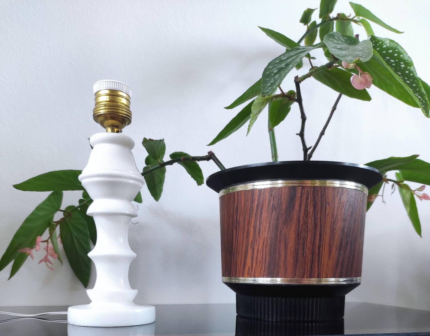 Vintage lamp base in white marble