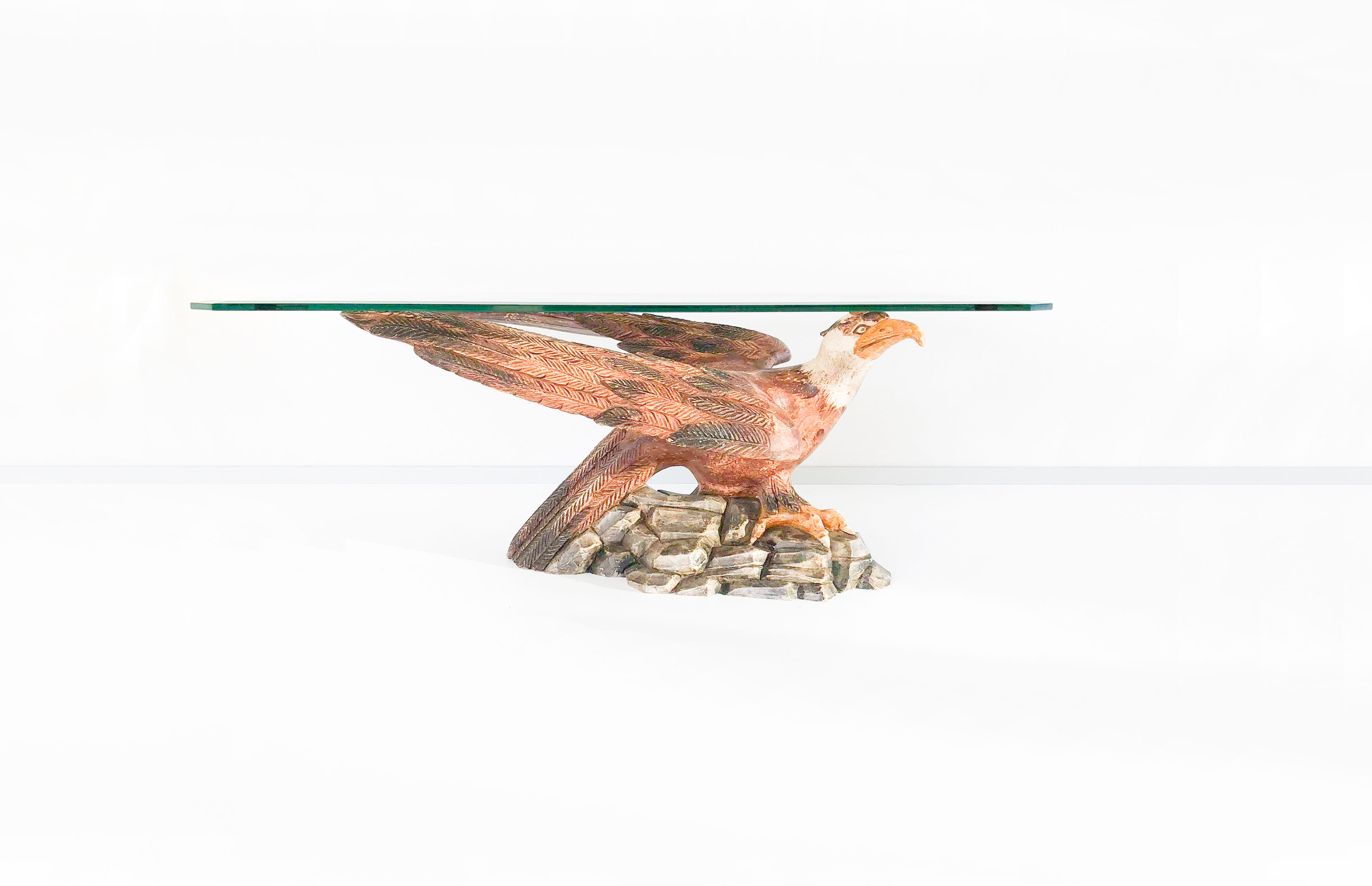 Table basse aigle en bois