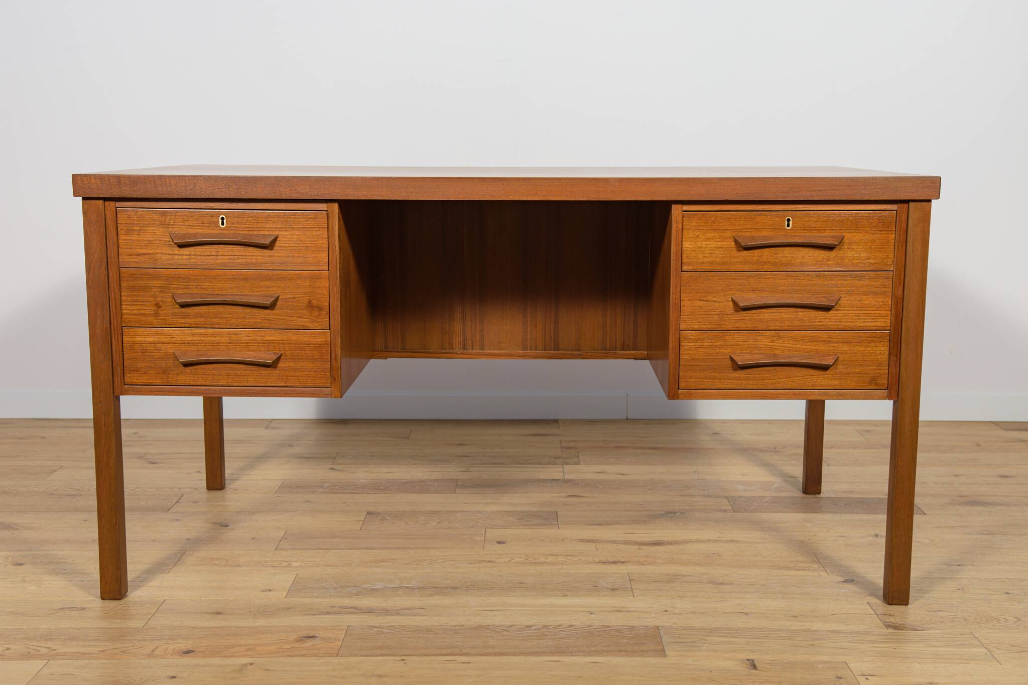 Mid-Century Freestanding Teak Desk, Denmark, 1960s