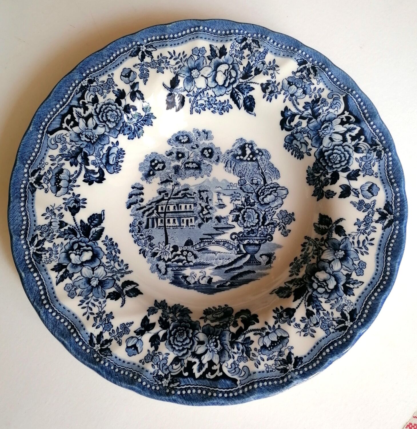 5 hollow plates blue and white churchill staffordshire England