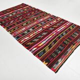 Burgundy Red Modern Pattern Kilim Rug, 162x313Cm