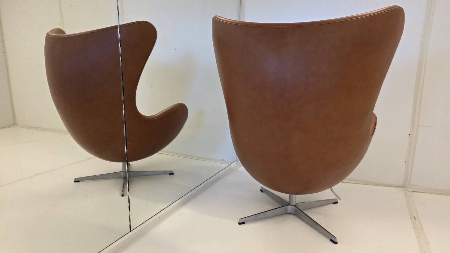 Fauteuil Egg par Arne Jacobsen pour Fritz Hansen