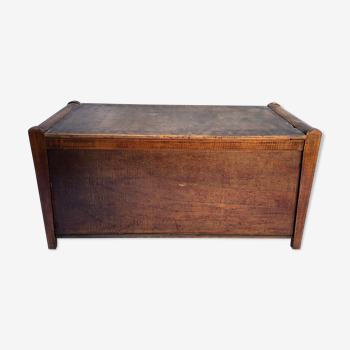 Vintage chest