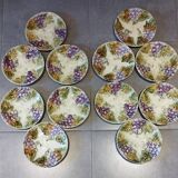 Set of 12 antique earthenware plates in slip with grapes and vines