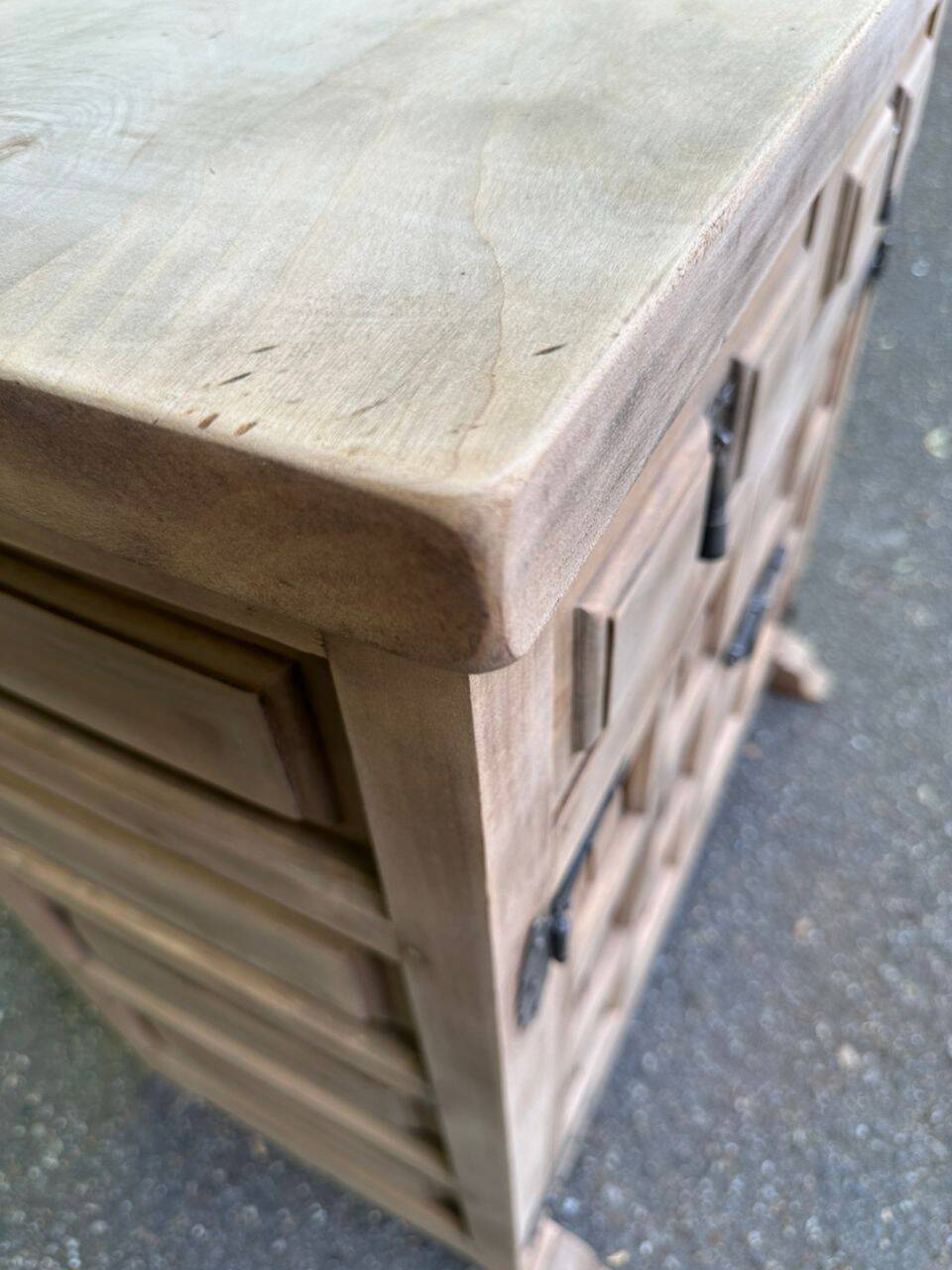 Renovated Spanish chest of drawers in solid walnut from the 1950s.