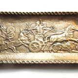 Gilded bronze pocket tray, signed Max Le Verrier: The attack of the chariot by the lions