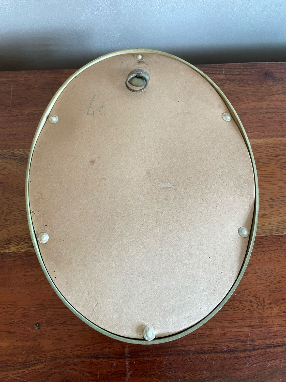 Oval frame
