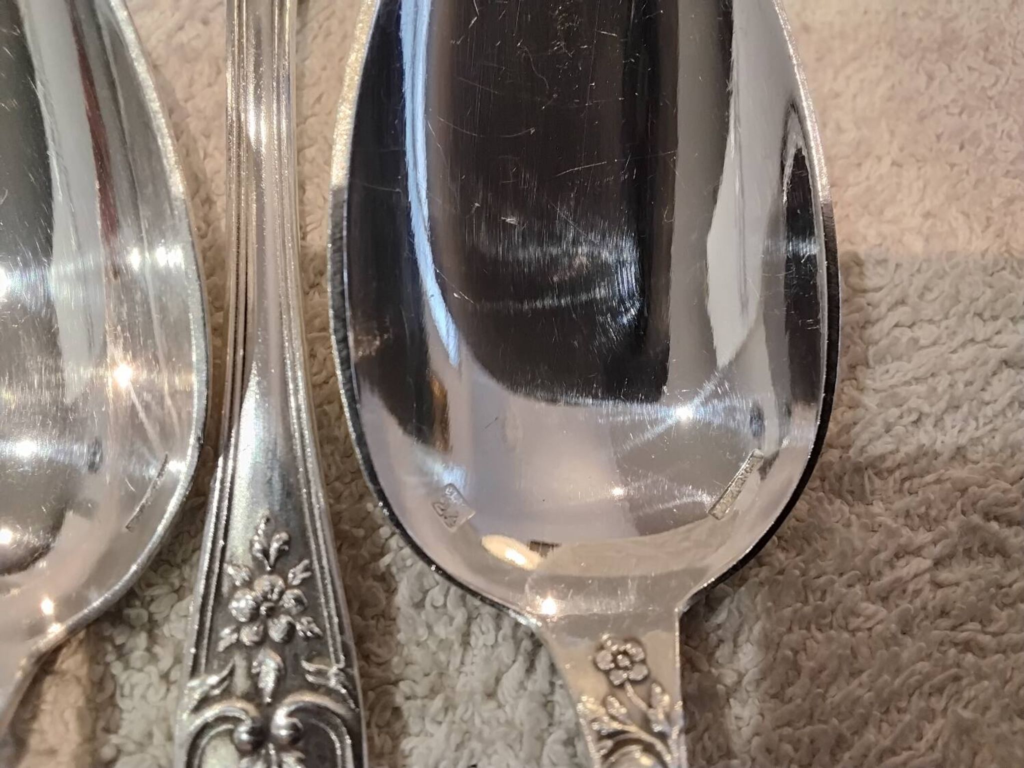 12 silver-plated metal coffee spoons by Boulenger LXV demi riche.