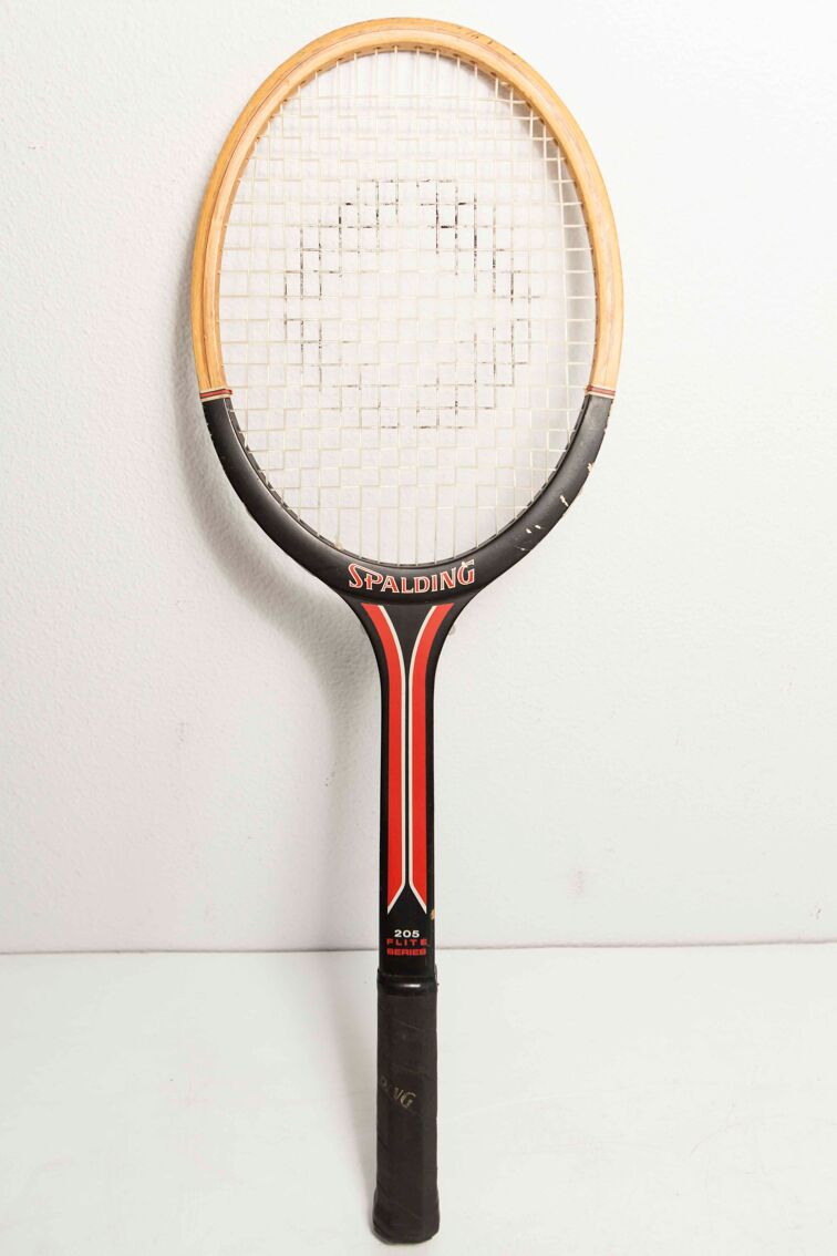Tennis racket 1970 Spalding black and red wood | Selency