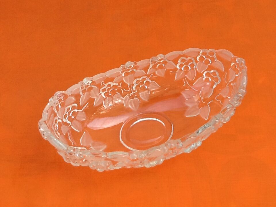 Fruit cup basket Moulded glass Floral decoration