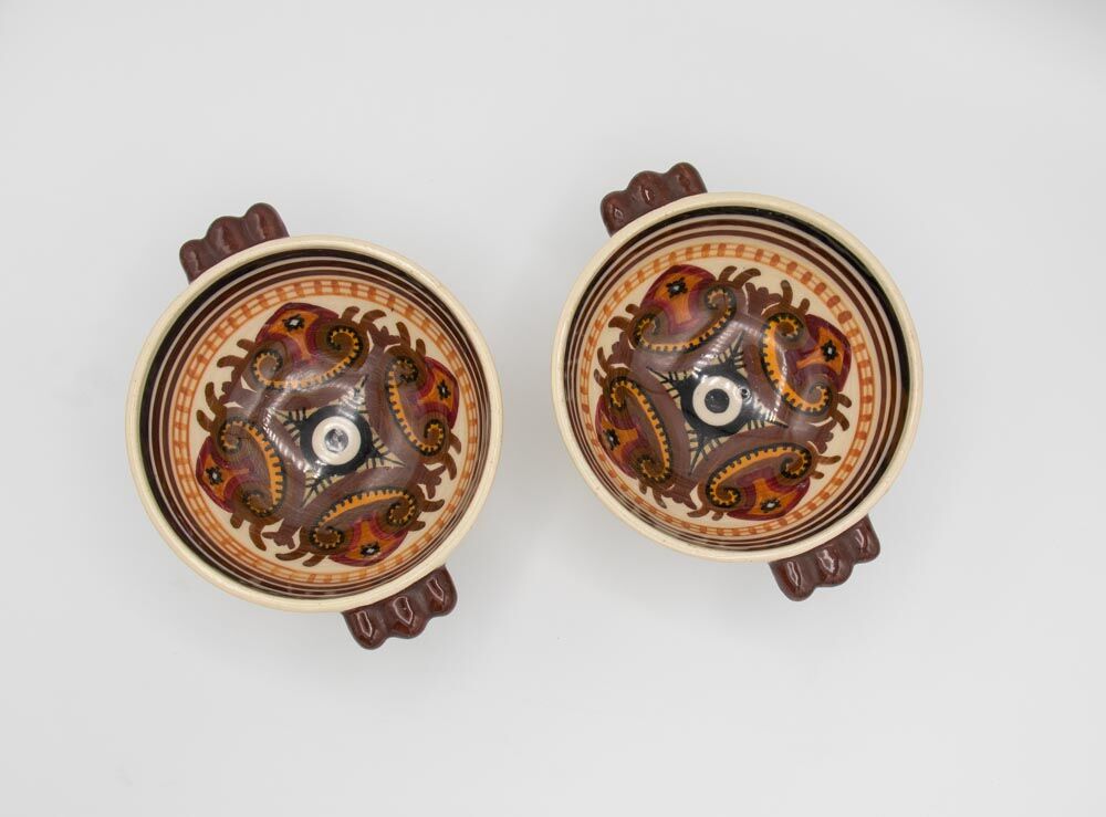 Quimper ceramic bowls signed Fouillen