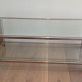 Table basse moderniste chromée. Travail français. Vers 1970