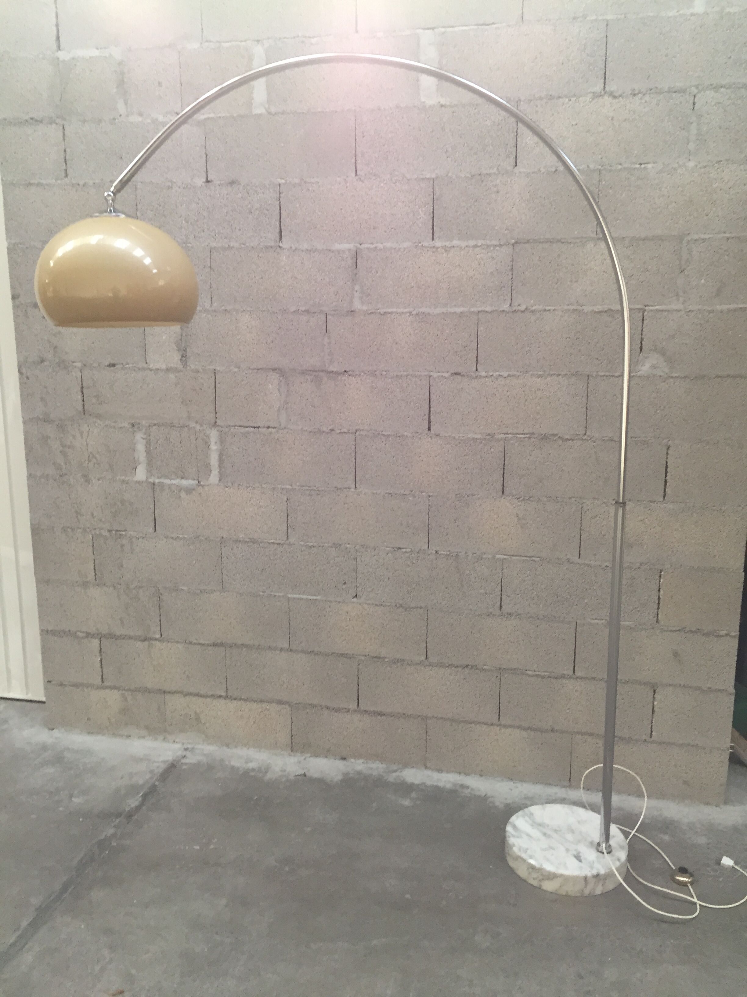 Bow floor lamp 1970