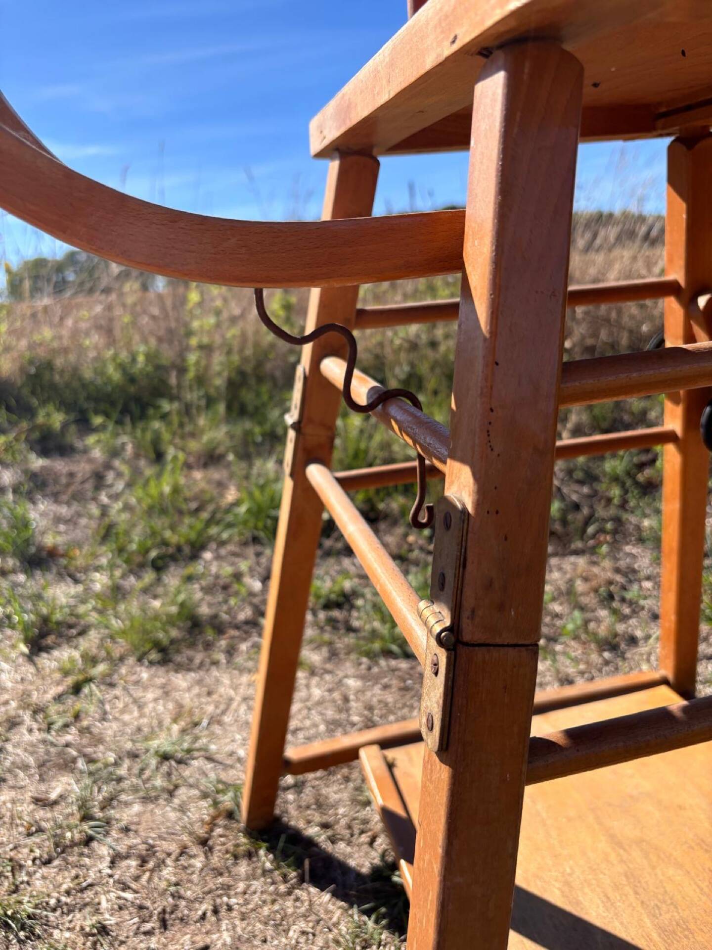 Chaise haute bébé, bois vintage