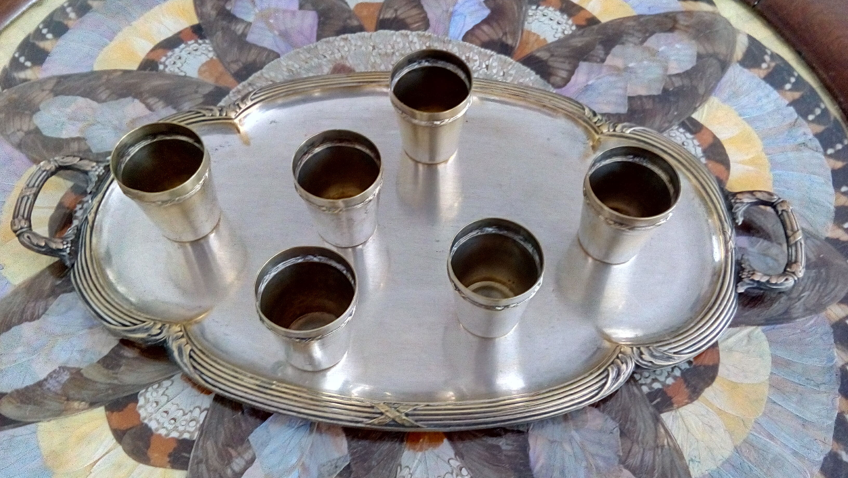 Silver metal liquor service