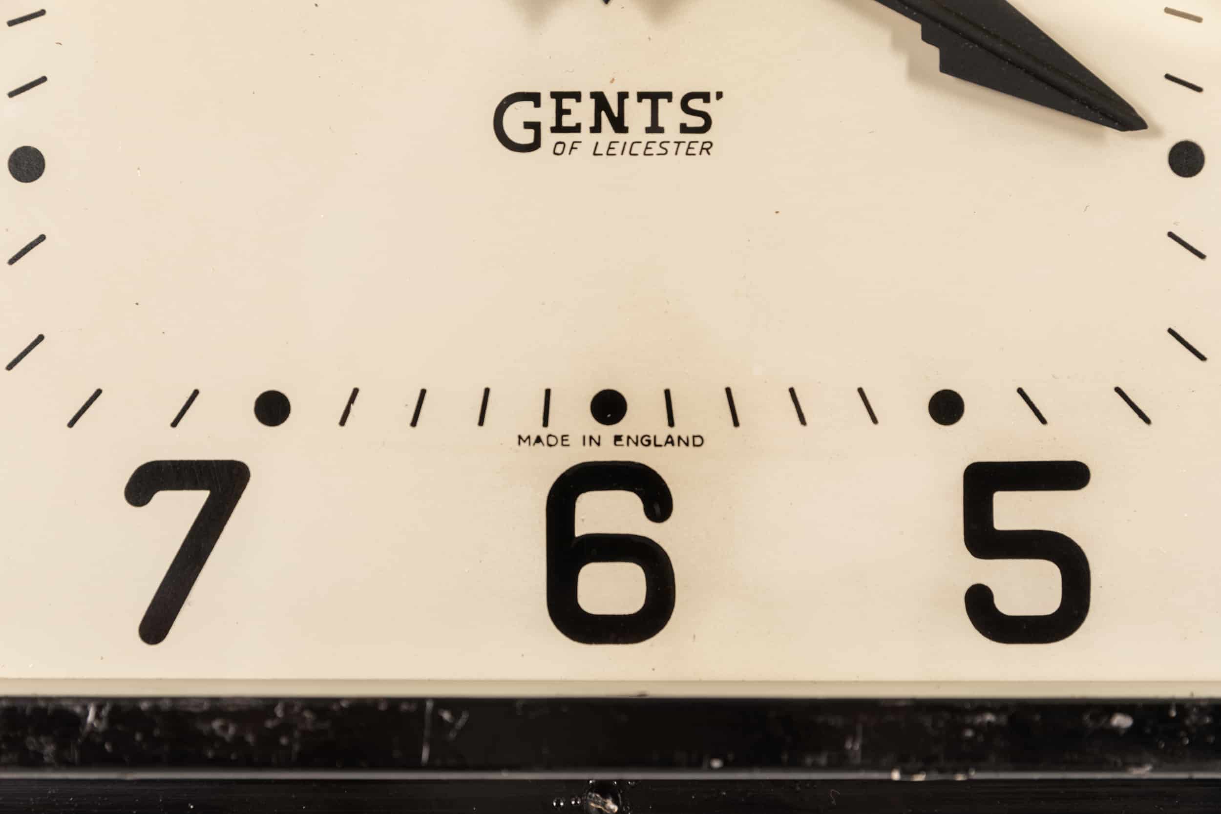 Square Gents of Leicester Clock