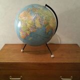 Terrestrial globe