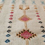 Tapis kilim blanc à motifs berbères multicolores 109x63cm