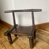 Chaise basse baoulé