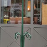 Porte manteau perroquet en bois courbé