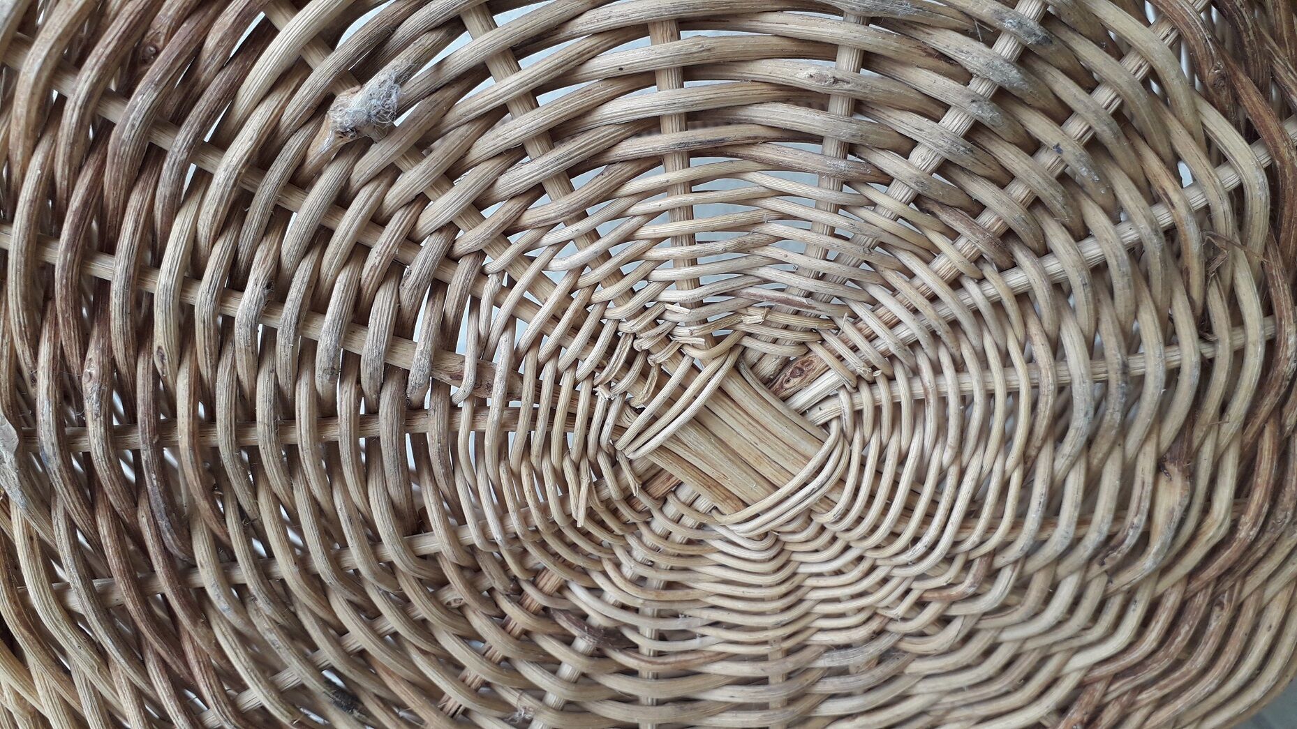 Wicker basket