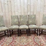 Série de 5 chaises de style Louis XIII