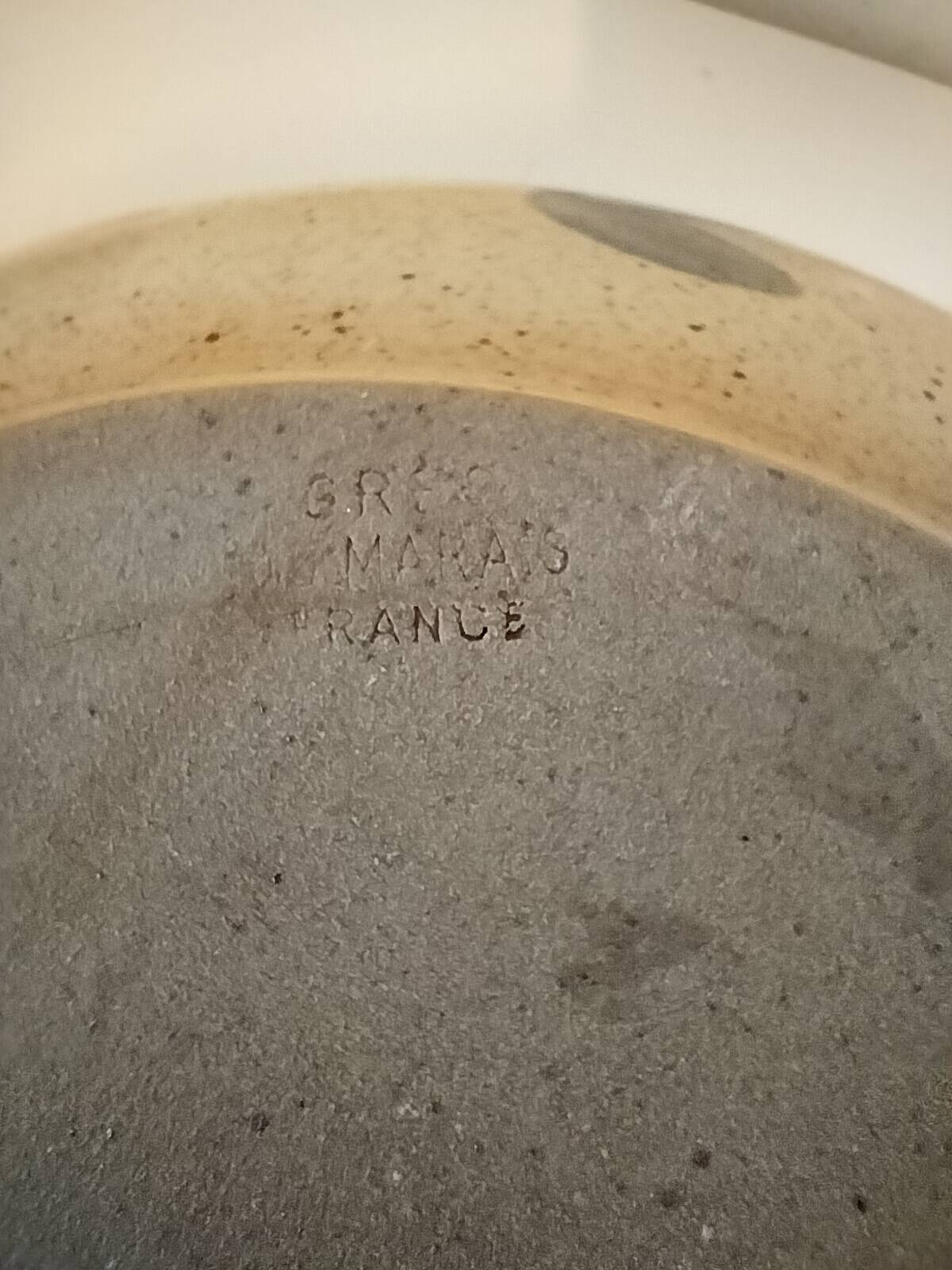 Vintage stoneware soup tureen from the Marais – rustic charm, cottagecore spirit.