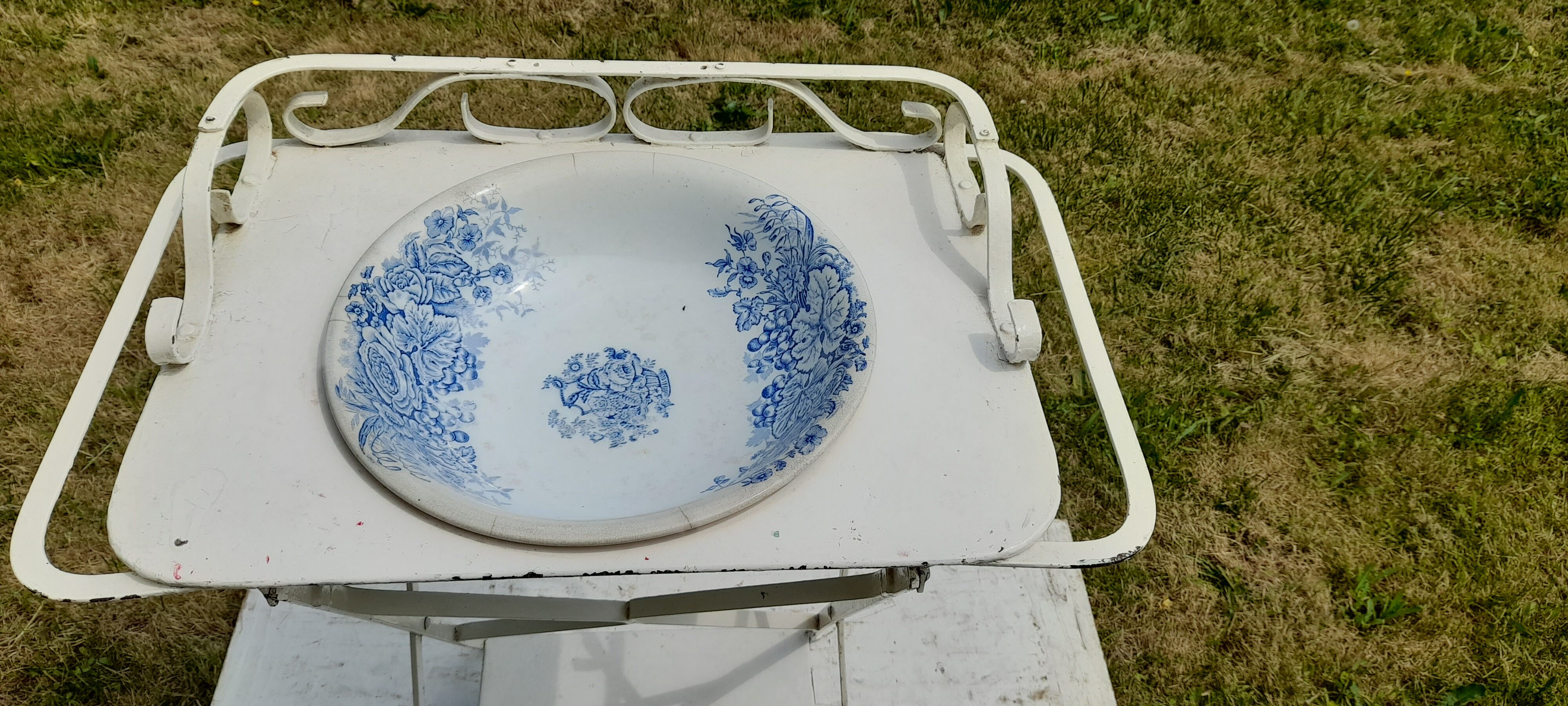 Folding metal vanity cabinet