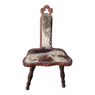 Chaise tripode brutaliste bois et peau vintage